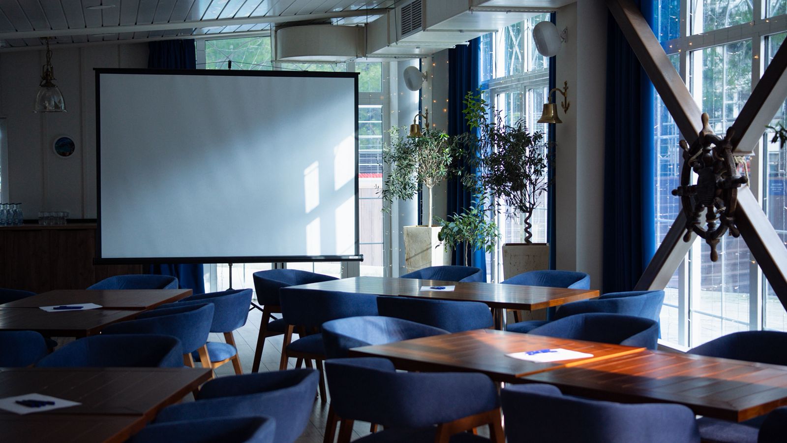 Корпоративным клиентам